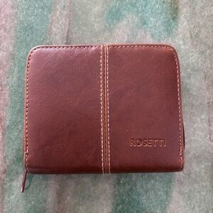 Vintage Rosetti Brown Leather/Vinyl 6" X 4.5" Zippered Wallet.